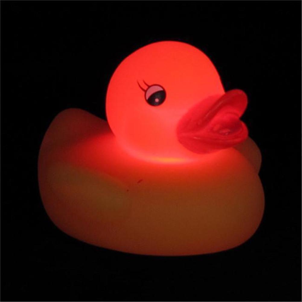 1Pc Newborn Baby Bath Time Toy Changing Duck Flashing LED Lamp Light