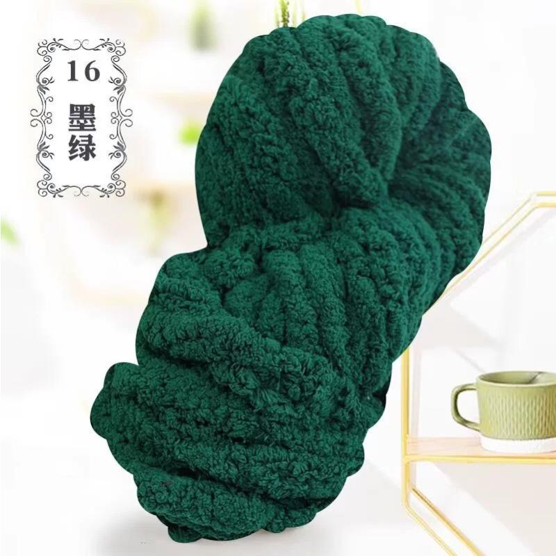 Thick Chenille Yarn for Blankets, Super Soft and Fluffy Giant Chenille-Style Polyester Yarn for Home Decor Projects