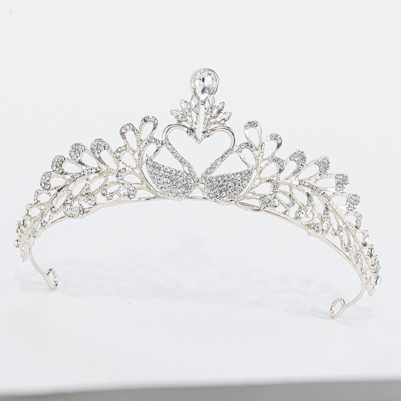 Children's Crystal Crown Headband: Elegant Princess Performance Hairpiece for Girls