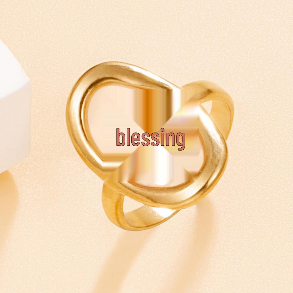 Women's Open Baroque Oval Geometric Ring In Stainless Steel