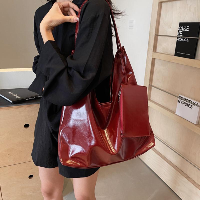 Leisure Commuter Tote Bag Women's Large-capacity New Versatile Shoulder Shopping Bag Bag