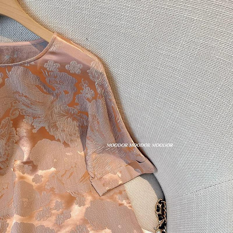 Women's 2024 Retro Jacquard Five-Sleeve Tang Suit T-Shirt - Early Spring National Style