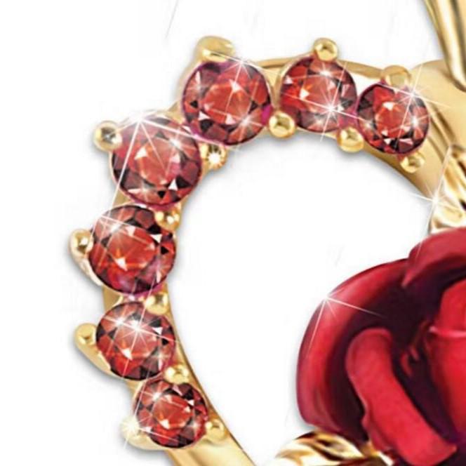 Romantyczny naszyjnik z zawieszką w kształcie serca z diamentami i różą