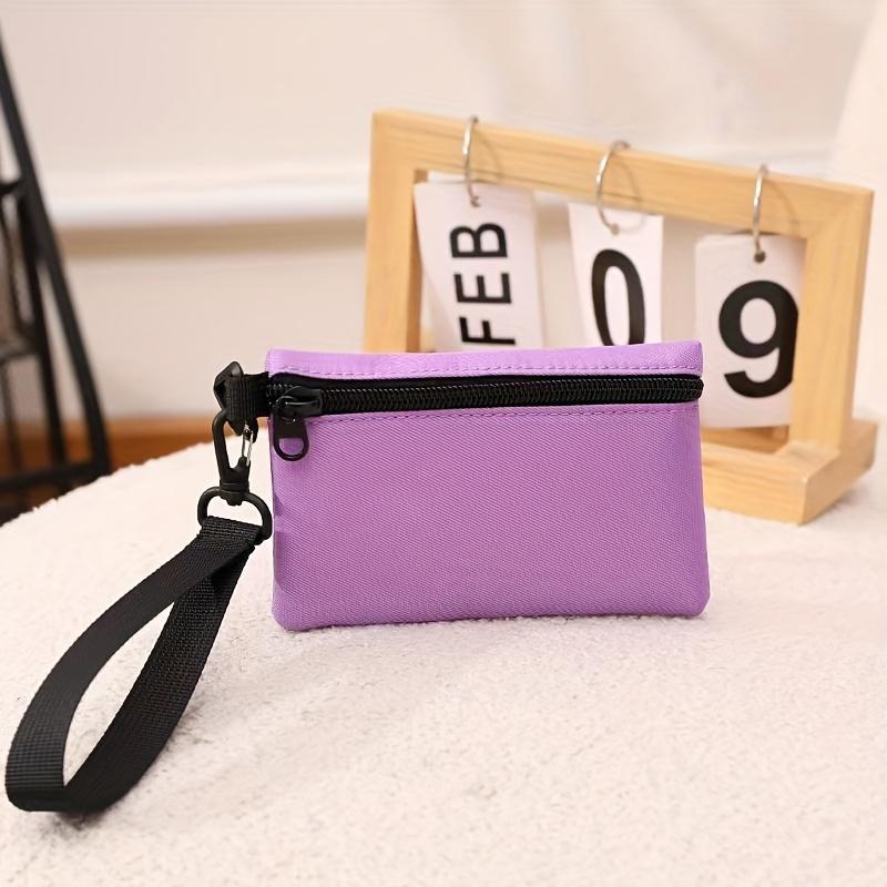 

Женская мини-сумка кроссбоди с ремешком на запястье - Компактный кошелек на молнии, Держатель для ключей, Органайзер для макияжа женский, Мини-кошелек, Хранение мелких предметов, Простой дизайн фиолетовый