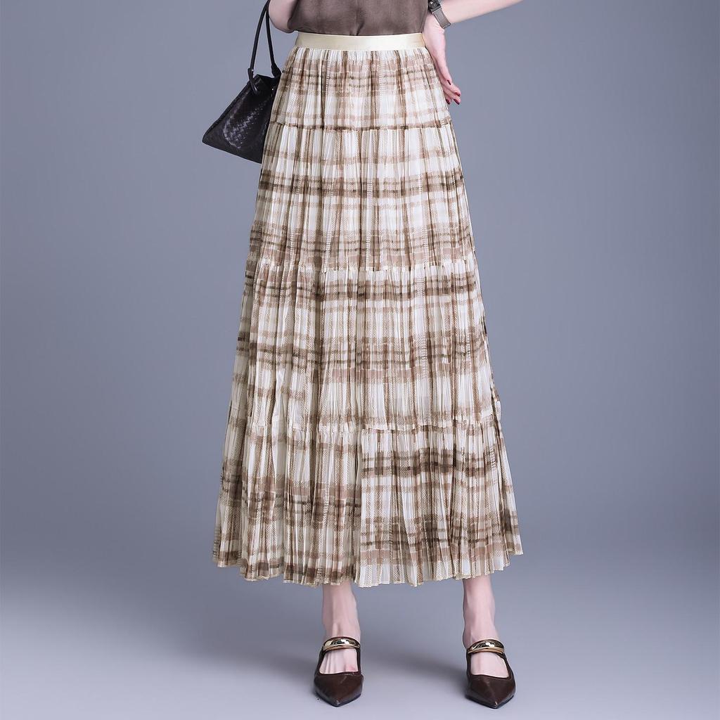 Elegant Spring 2026 Plaid Pleated A-line Skirt with Wide Hem