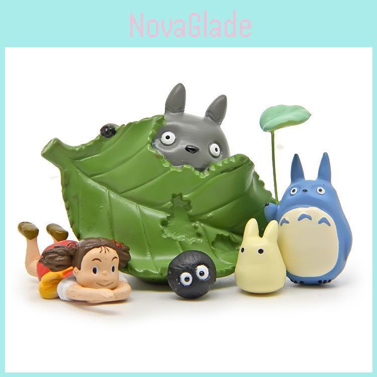 My Neighbor Totoro Cartoon Resin Figurine With Green Leaf And Blue Cat Bus For Home Decor Gift