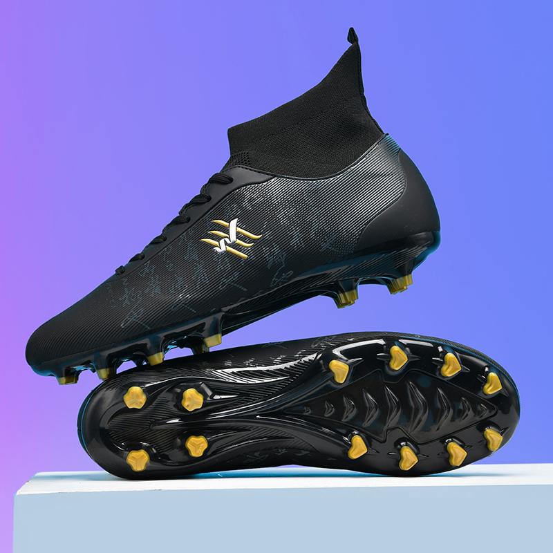 

New Men Soccer Shoes Soccer Ultralight Training Shoes Cleats High-quality Football Boots Professional Outdoor Match Non-Slip 35