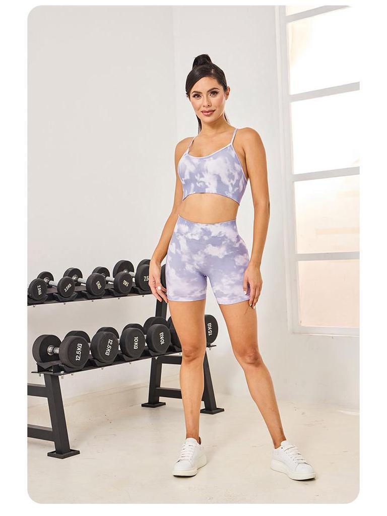 DARCSPORT Women's Seamless Wolf Print Fitness Set (Bra, Shorts, Pants)