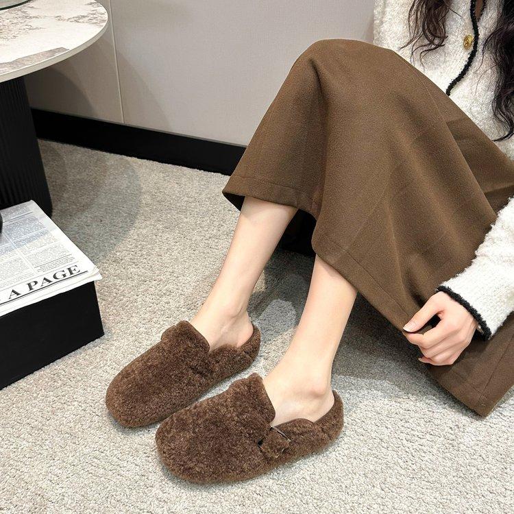 [Ushilai] Comfortable bag head half slippers women's winter 2025 new velvet warm thick-bottomed versatile cotton mop