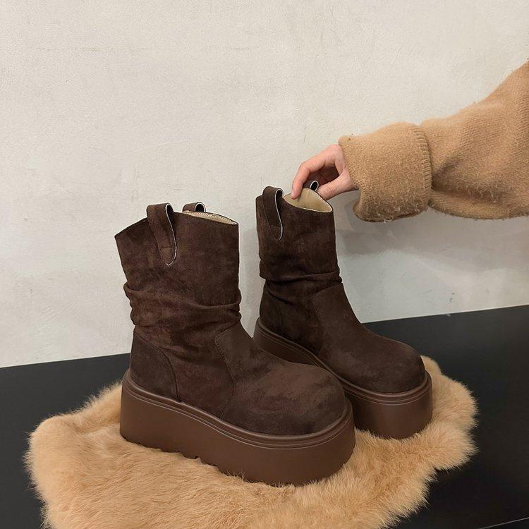 Thick-soled velvet snow boots keep warm and increase height medium boots women's Northeast 2025 winter new small large cotton short boots