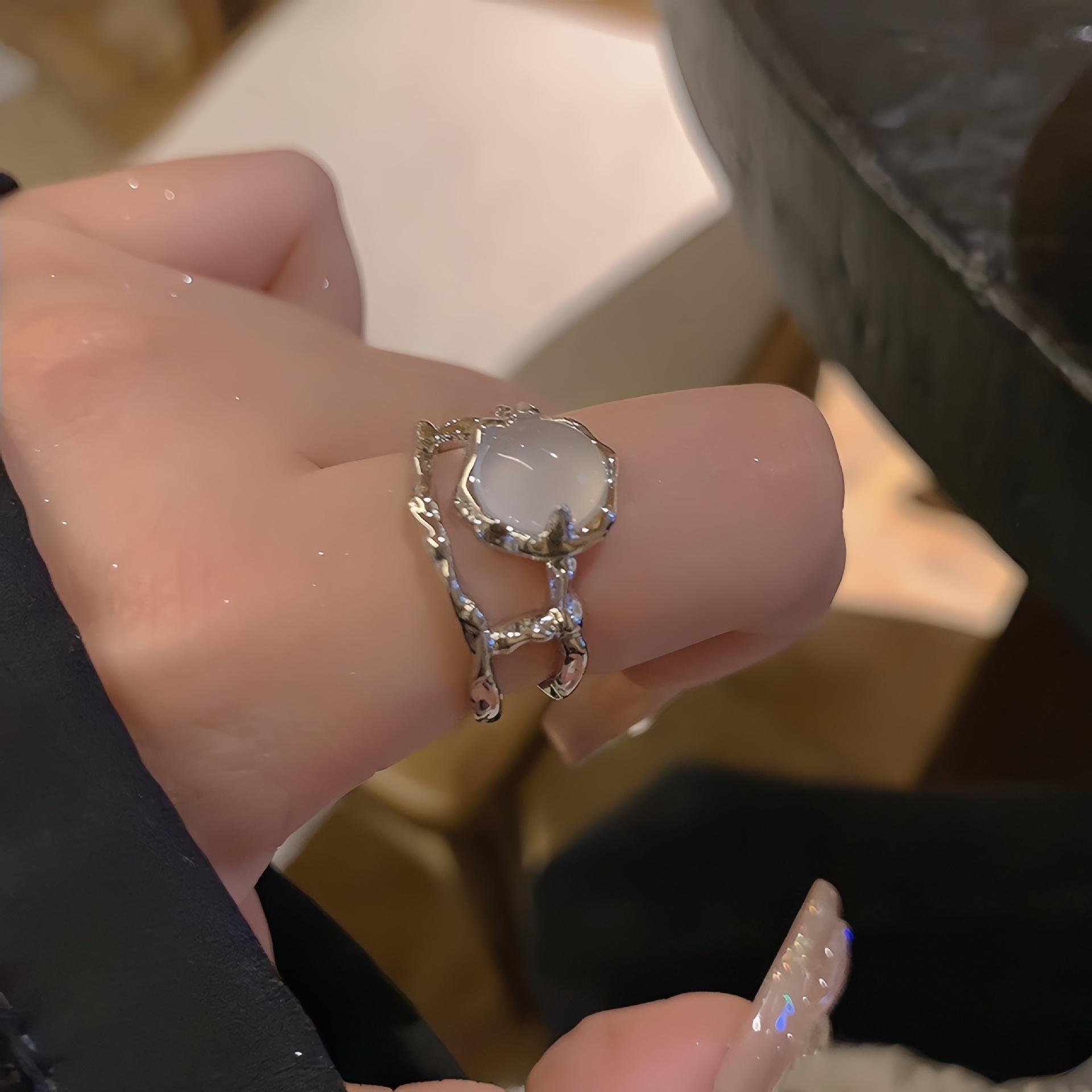 [Hot-selling ring] Camellia girlfriend pair ring niche design sense light luxury simple temperament opening adjustment ring