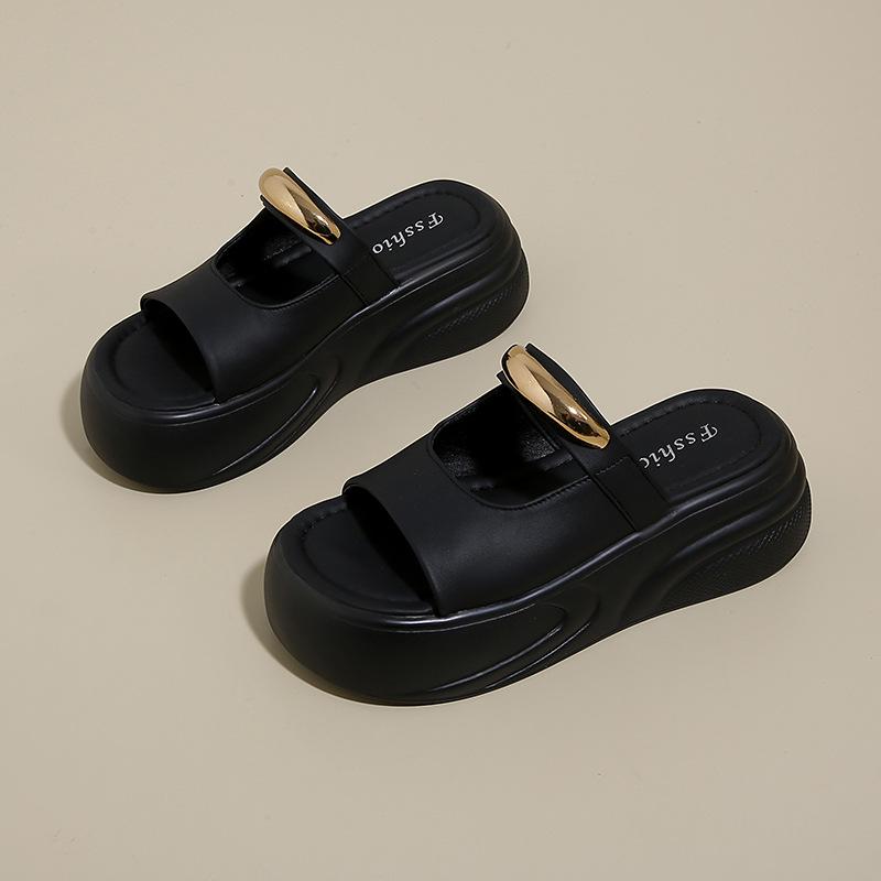 Thick-soled Slippers Women's Summer New Light Luxury 2025 Women's Shoes Cool Slippers Wear Retro Open-toed Muffin Bottom Slippers Women
