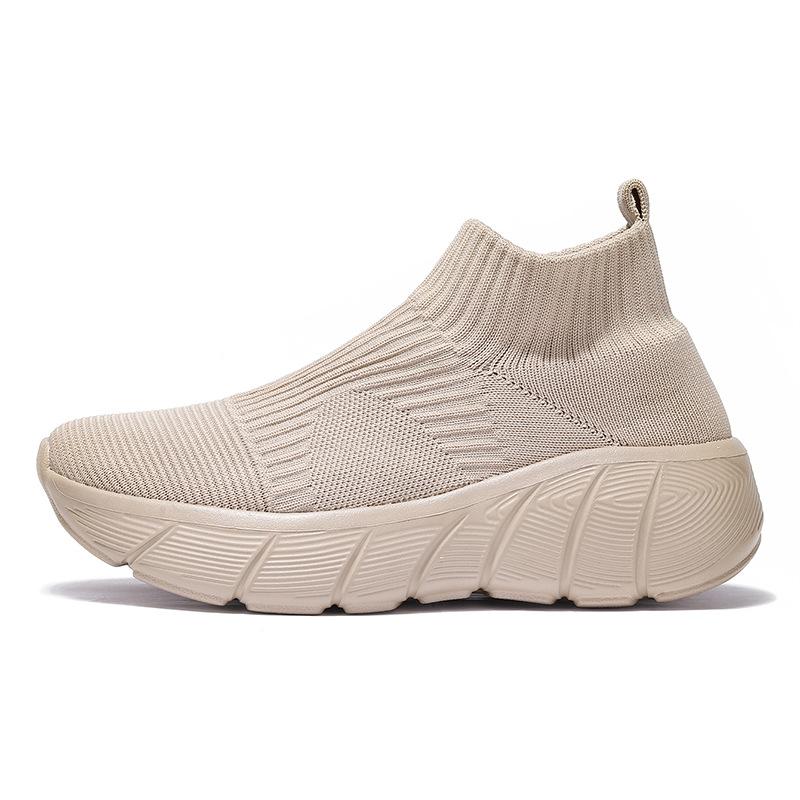 Spring and Summer Couple High-top Fly-woven Shoes, Foot-fitting Casual Sports Shoes, Men's and Women's Socks, Shoes, Trendy Men's Shoes, One Pedal