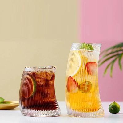 Tazze e bicchieri – Bicchieri e calici