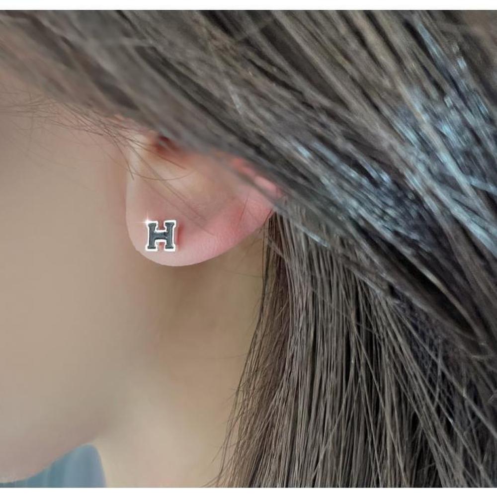 Silver 925 Black Initial H Piercing (S9486920)