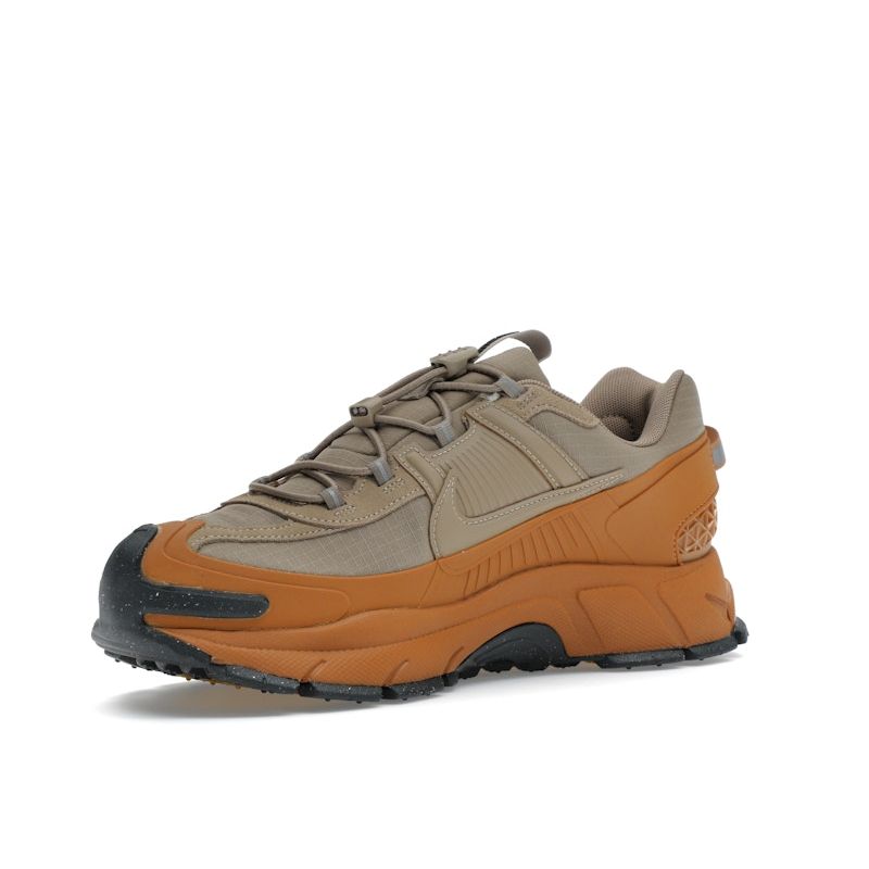 Nike Zoom Vomero Roam HQ2181-200