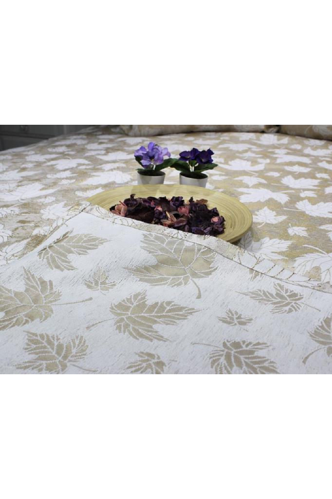 Set cuvertura de pat Olivia 3buc, cuvertura 240x260, fata de perna 50x70, marime dubla, satin de bumbac, auriu