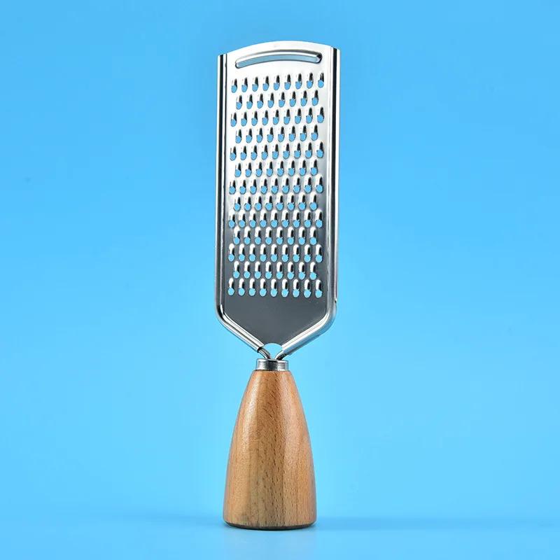 Râpe à Fromage à Pommes de Terre Râpe à Carottes Pratique Râpe en Métal Outil à Éplucher les Pommes de Terre Avec Manche en Bois