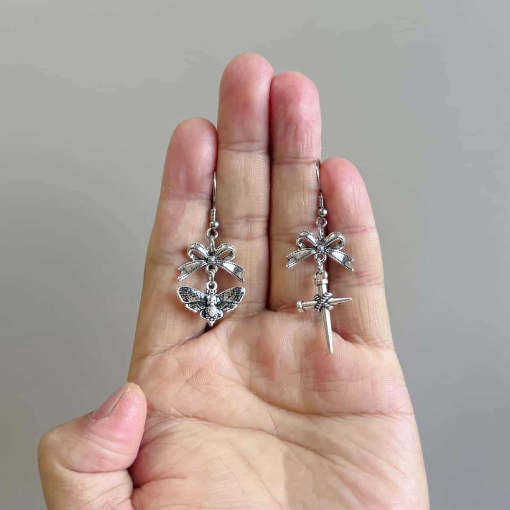 Gothic Sliver Color Stainless Steel Bowknot Nail-cross Moth Skull Head Asymmetric Dangle Earrings for Women Halloween Jewelry