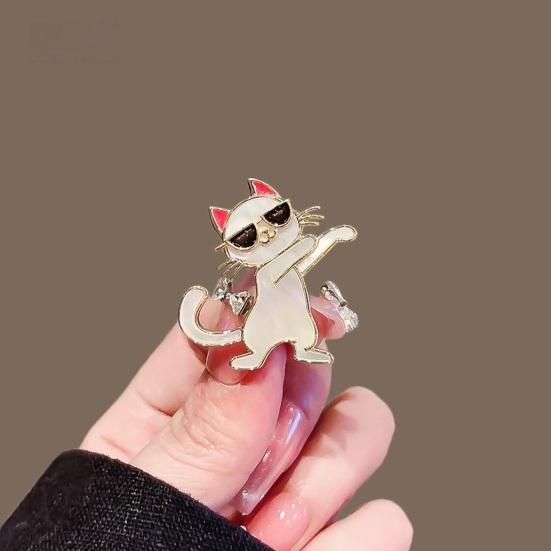 Dancing Kitten Shape Versatile Brooch Zinc Alloy White 1 Pc
