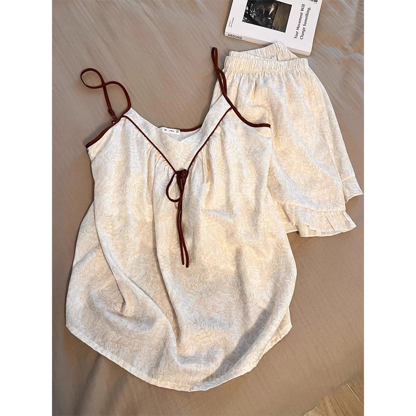 

New Chinese-style national-style pajamas for women s summer thin styles with chest pads, suspenders, and high-end loungewear can be worn outside. M
