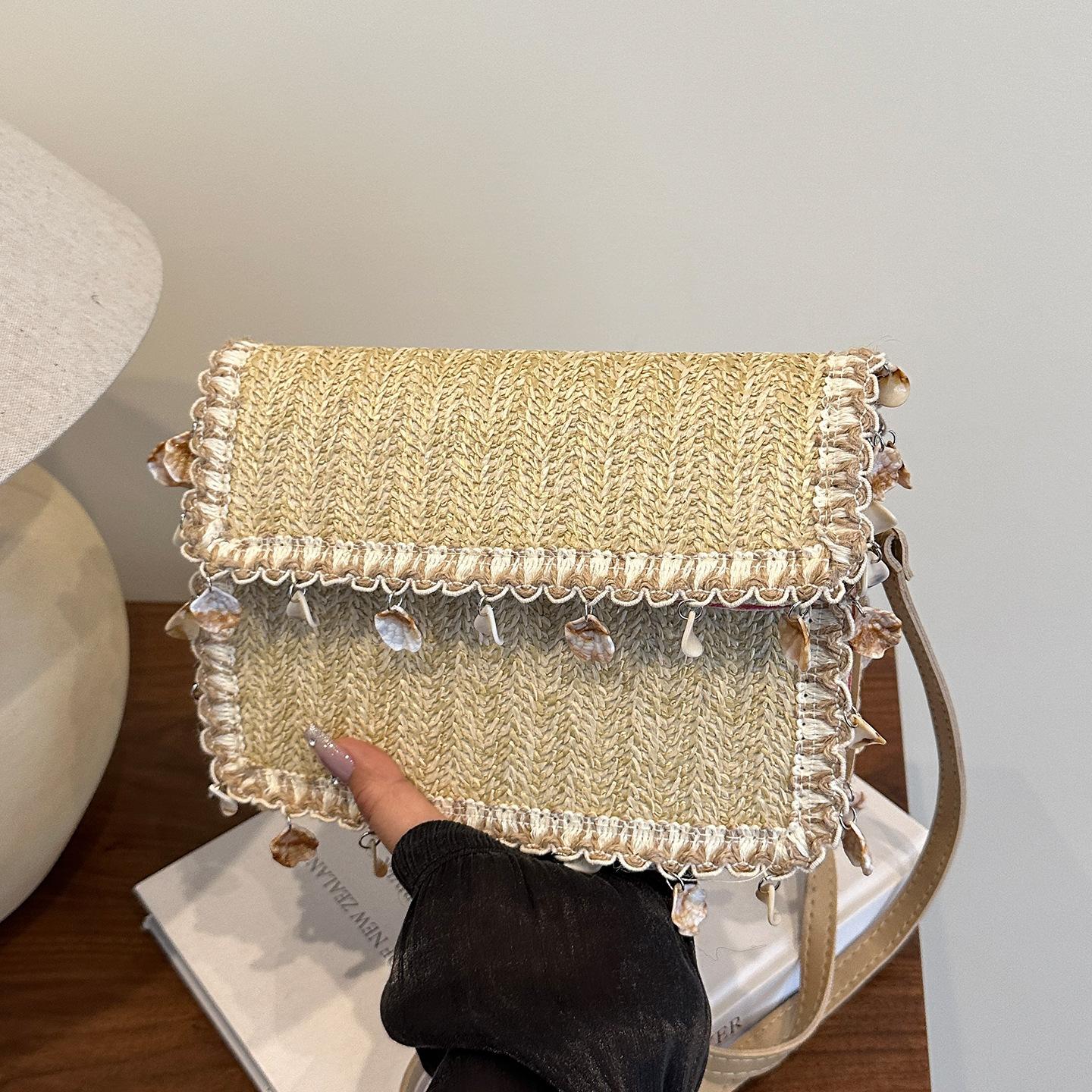 

Versatile casual bag women s 2025 summer new foreign style tassel straw woven underarm small square bag fashion messenger bag tide хаки