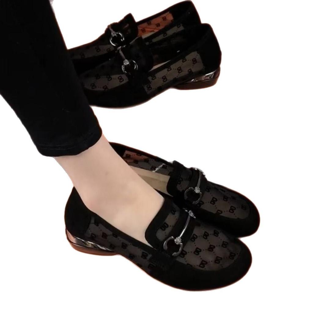 Damenschuhe 2025 neu Sommer hohles Mesh weiches Leder Damenschuhe niedriger Absatz weiche Sohle Doudou Schuhe atmungsaktive Slipper