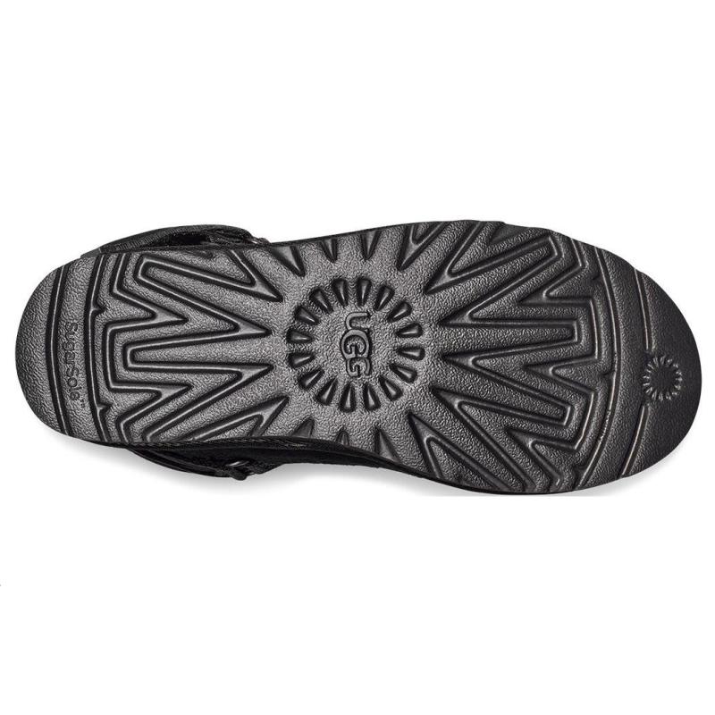 UGG Classic Short Hybrid Women's Sneakers 1133470-BLK