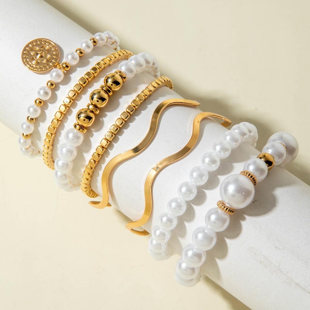 Love Imitation Multi-layer Pearl Bracelet Set Temperament High-end Beaded Bracelet Jewelry Set