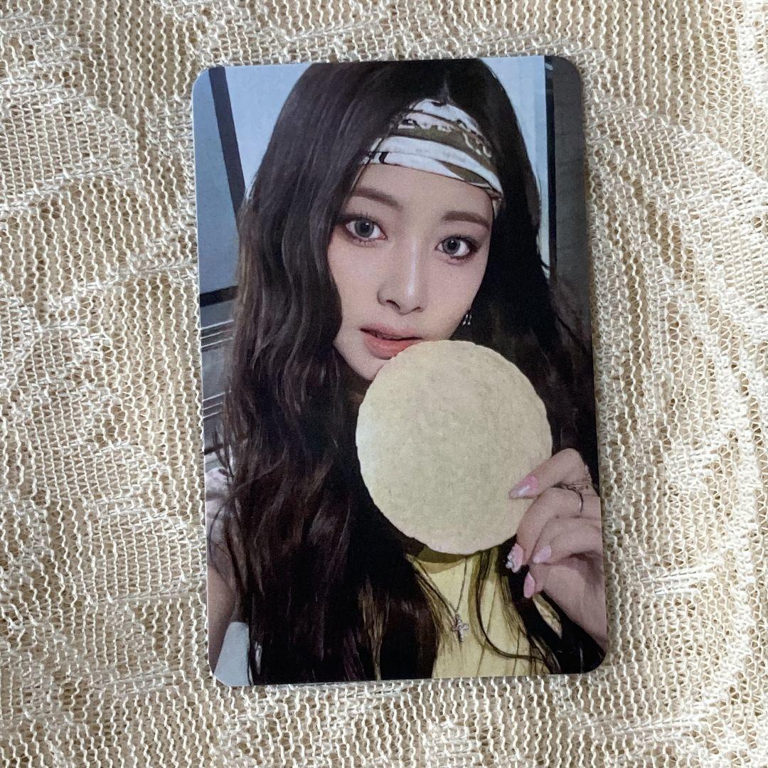 

[USED] Tzuyu TWICE THIS IS FOR 7/13 Popular Songs Sanok Trading Card