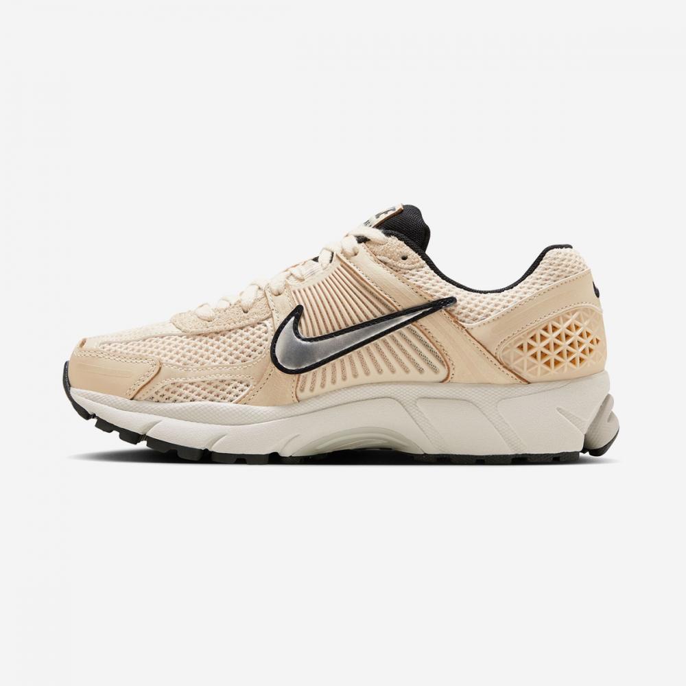 Nike Women S Nike Zoom Vomero 5 C.o.r. Fn6742 200