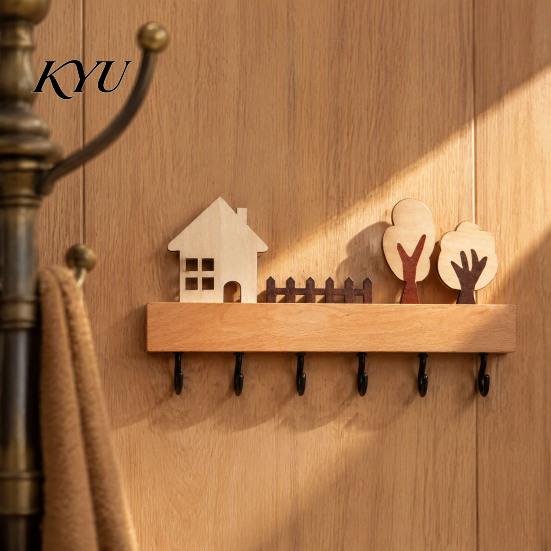 Wooden Hat Rack Key Holder, Solid Wood Organizer with 6 Hooks, Modern Wall Mounted Badge Holder Hanger for Entryway Kitchen And Office Organization