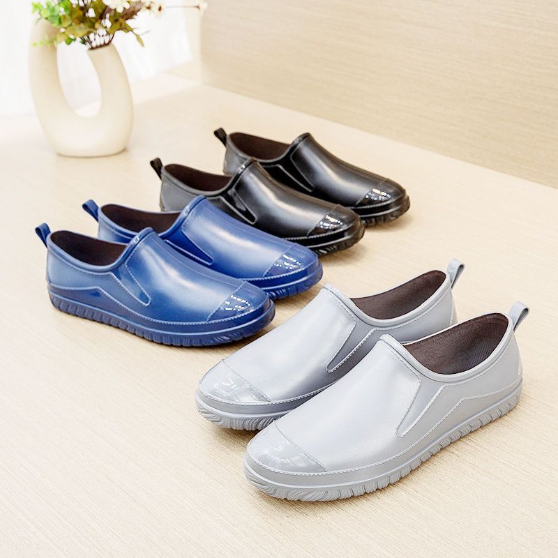 

Новые дождевые ботинки мужские строительные короткие голенища холодостойкие с мелким вырезом водонепроницаемые маслостойкие нескользящие флисовые теплые цельнолитые резиновые ботинки 39