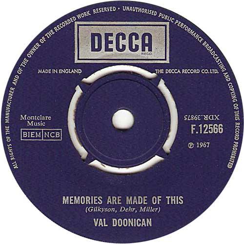 

7inch Record VAL DOONICAN - Memories Are Made Of This F12566 Decca 1967 UK Pop Used