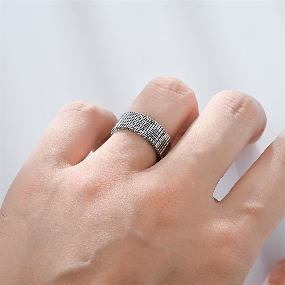 Classic Personality Gold Color Stainless Steel Hollowed-out Mesh Couple Rings for Women Men Simple Punk Jewelry Accessories Gift