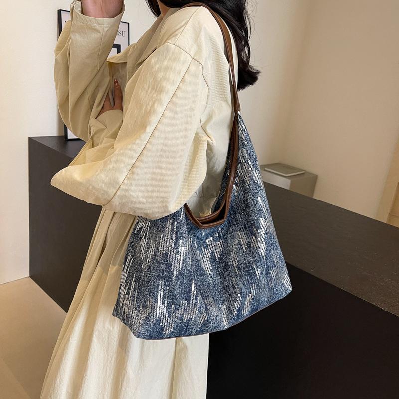 Commuter Large-capacity Tote Bag Women's New Spring and Summer Fashion Simple Casual Tote Women's Bag Simple Shoulder Bag