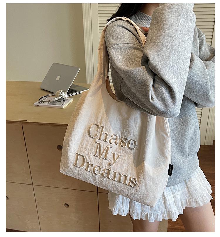 Bolsa Tote de Lona Bordada em Nylon Feminina 2025 - Bolsa de Ombro Único para Compras e Uso Diário