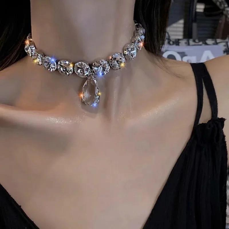 Vintage Duży Łezka Choker Luksusowe Naszyjniki Kryształowe Damskie Duży Naszyjnik z Dżetami na Biżuterię Ślubną