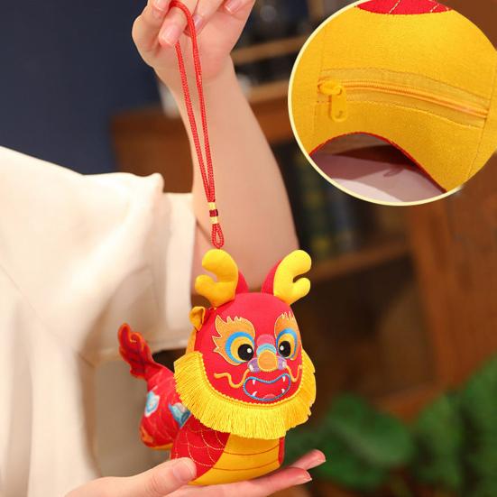 Pandantiv din pluș dragon în stil popular chinezesc Drăguț Zodiac Dragon păpușă Plushie Mascota Anului