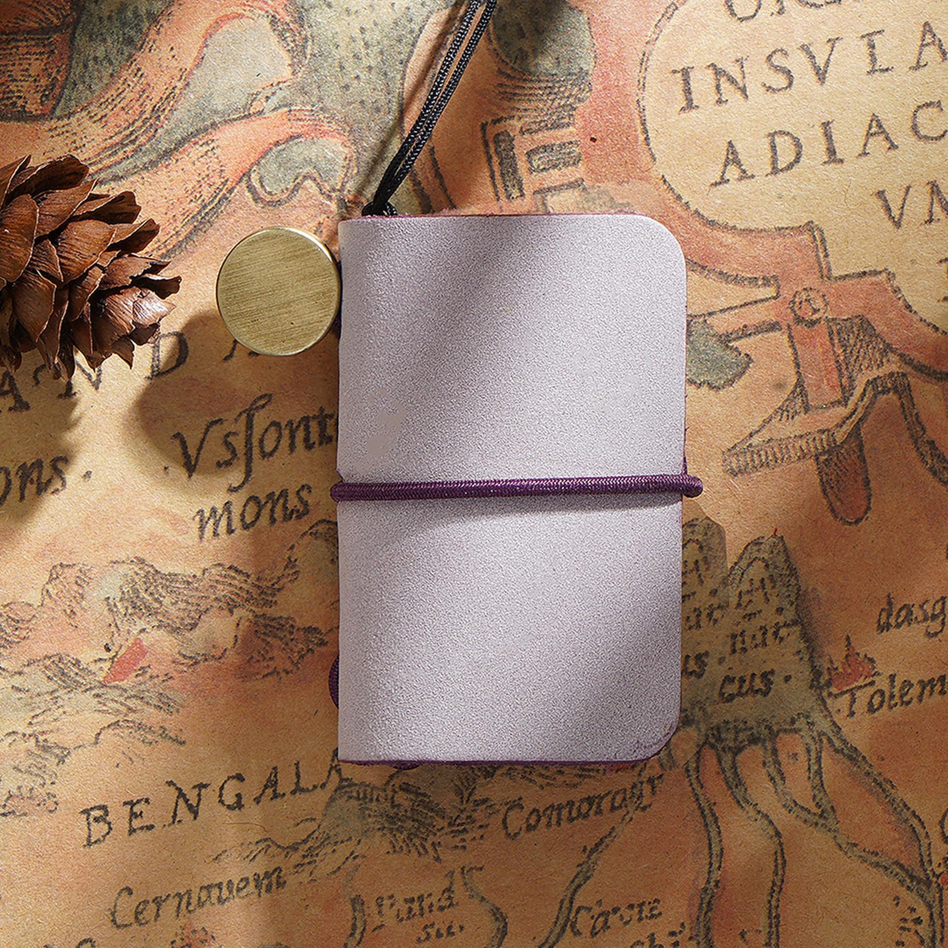 

1 шт., мини-портативный блокнот, туристический журнал, буклет, дневник, ежедневник, органайзер, карманный блокнот, брелок для рисования, подарок фиолетовый