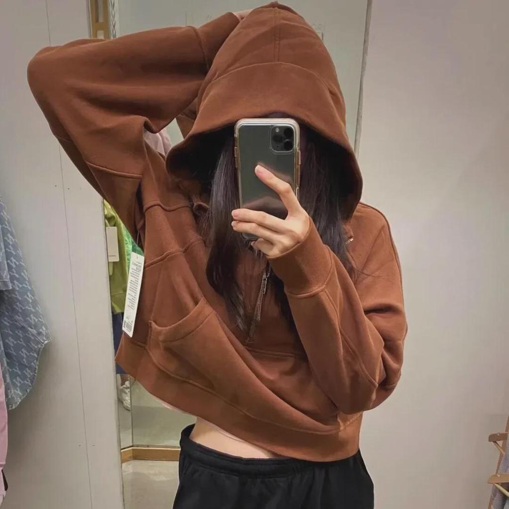 Sweter damski Lulu z półgolfem: Codzienny plus aksamitny pulower jesienno-zimowy z półzamkiem.