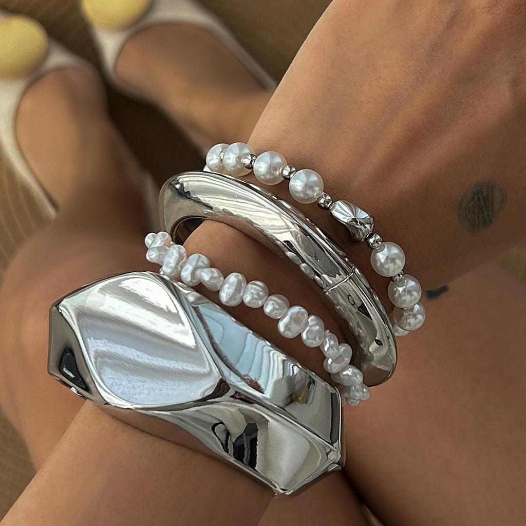 Niche Design Sense Geometric Metal Section Bracelet, Imitation Pearl Stacked Exaggerated Bracelet Women