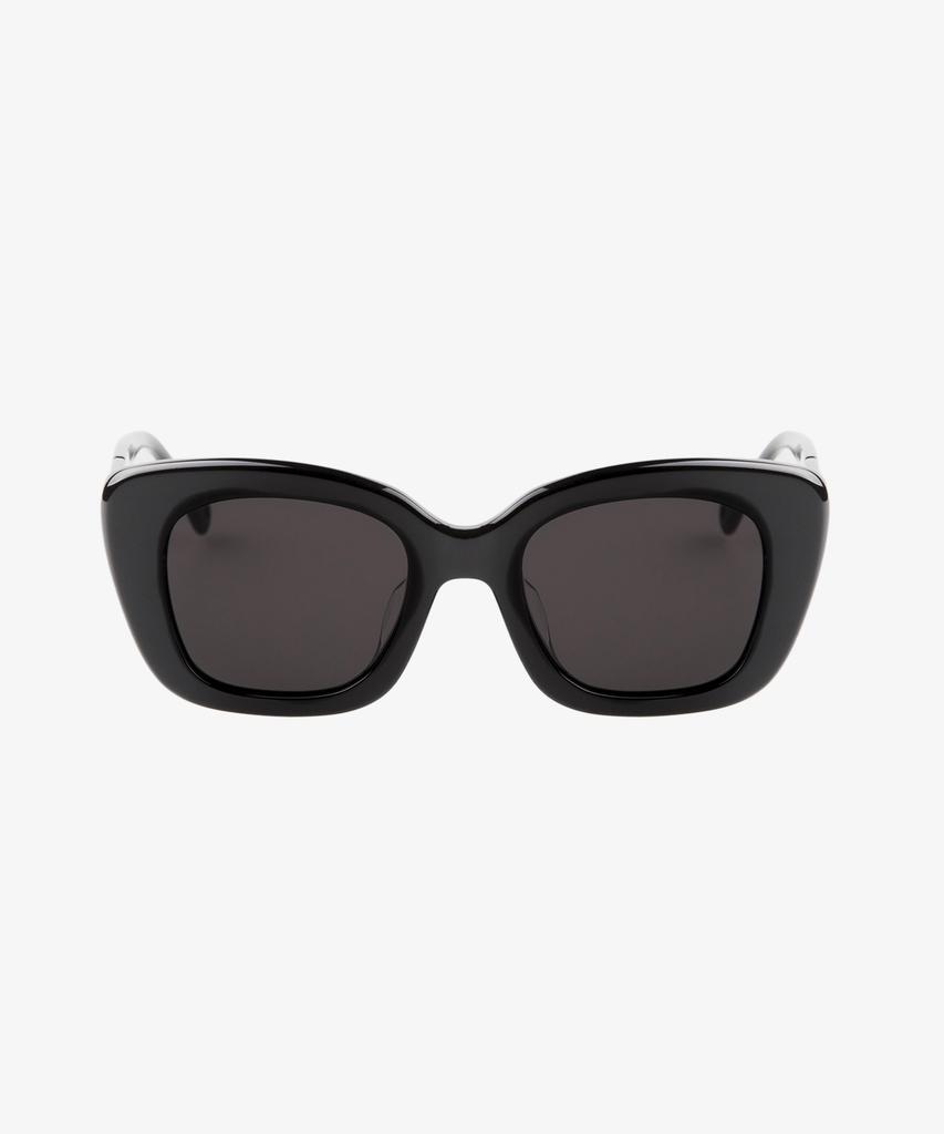 Seupeulingseuteulingseu Butterfly Shape Sunglasses Page 74 [Black]
