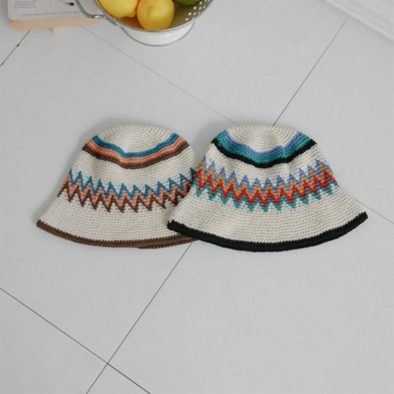 Women s thin knit zigzag hat C8258_Brown