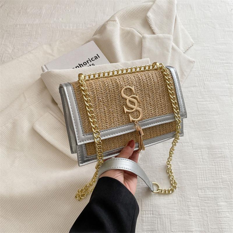 Chic Stylish Woven Shoulder Bag Perfect For Casual Spring Fashion With Unique Design And Multiple Colors серебряный