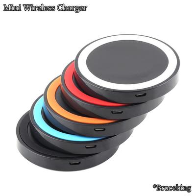 Univerzální mini kapesní bezdrátová nabíjecí podložka pro iPhone 5s 6s 7 8 11 12 13 Oi bezdrátová nabíječka pro Xiaomi Samsung