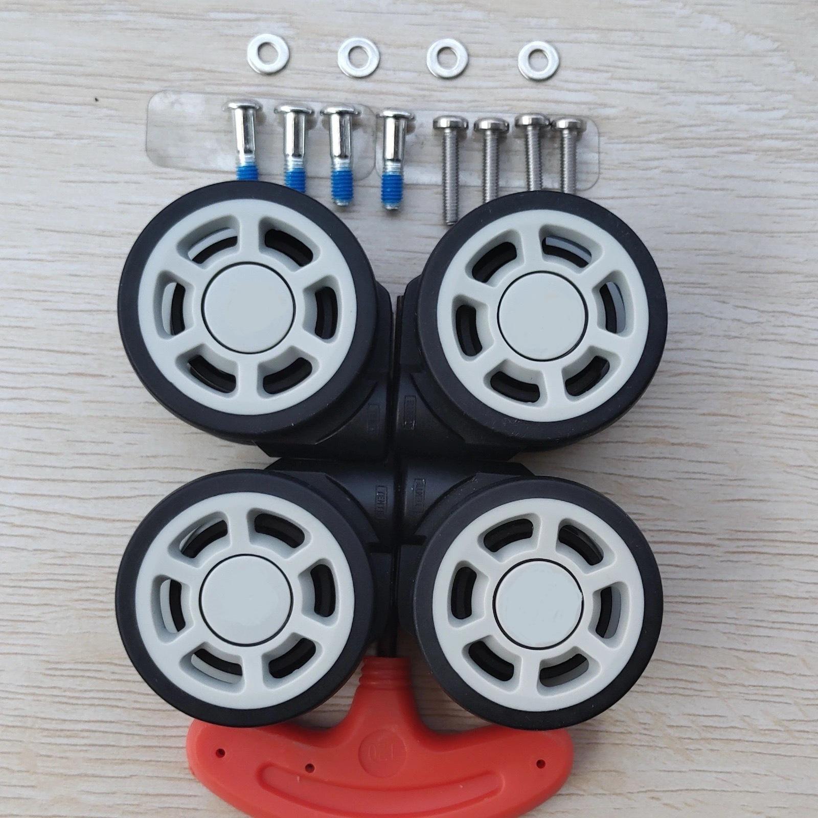 

Сверхтихие универсальные колеса для чемодана Rimowa Salsa