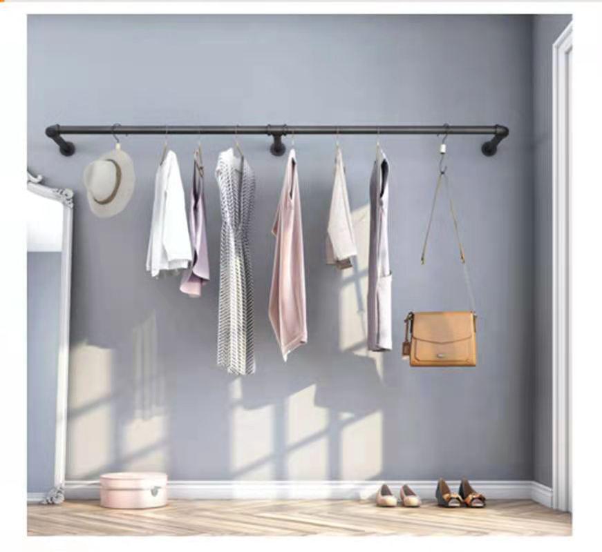 Arara de Roupas Montada na Parede Estilo Industrial para Homens e Mulheres