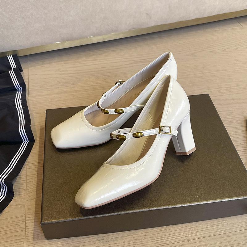 

High heels women s square head thick heel commuting single shoes simple and versatile one-word belt beautiful single shoes 40