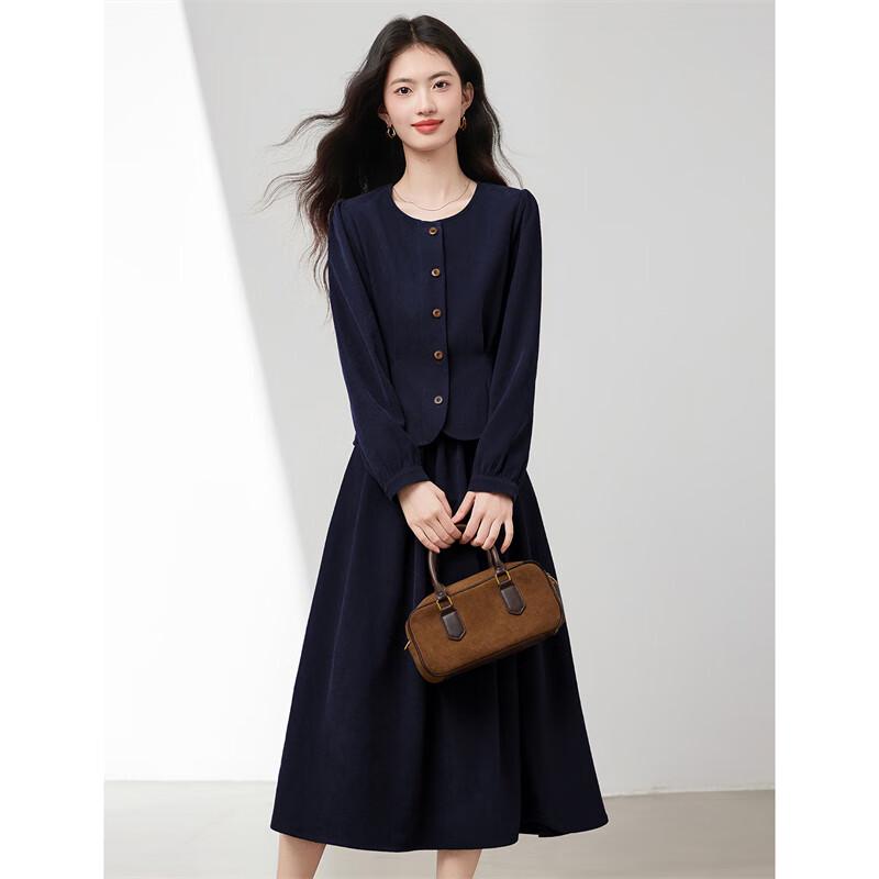 Women s Tailored Navy Two-Piece Commuter Set L